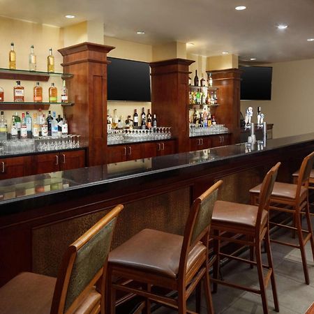 Doubletree Boston North Shore Danvers Exterior photo