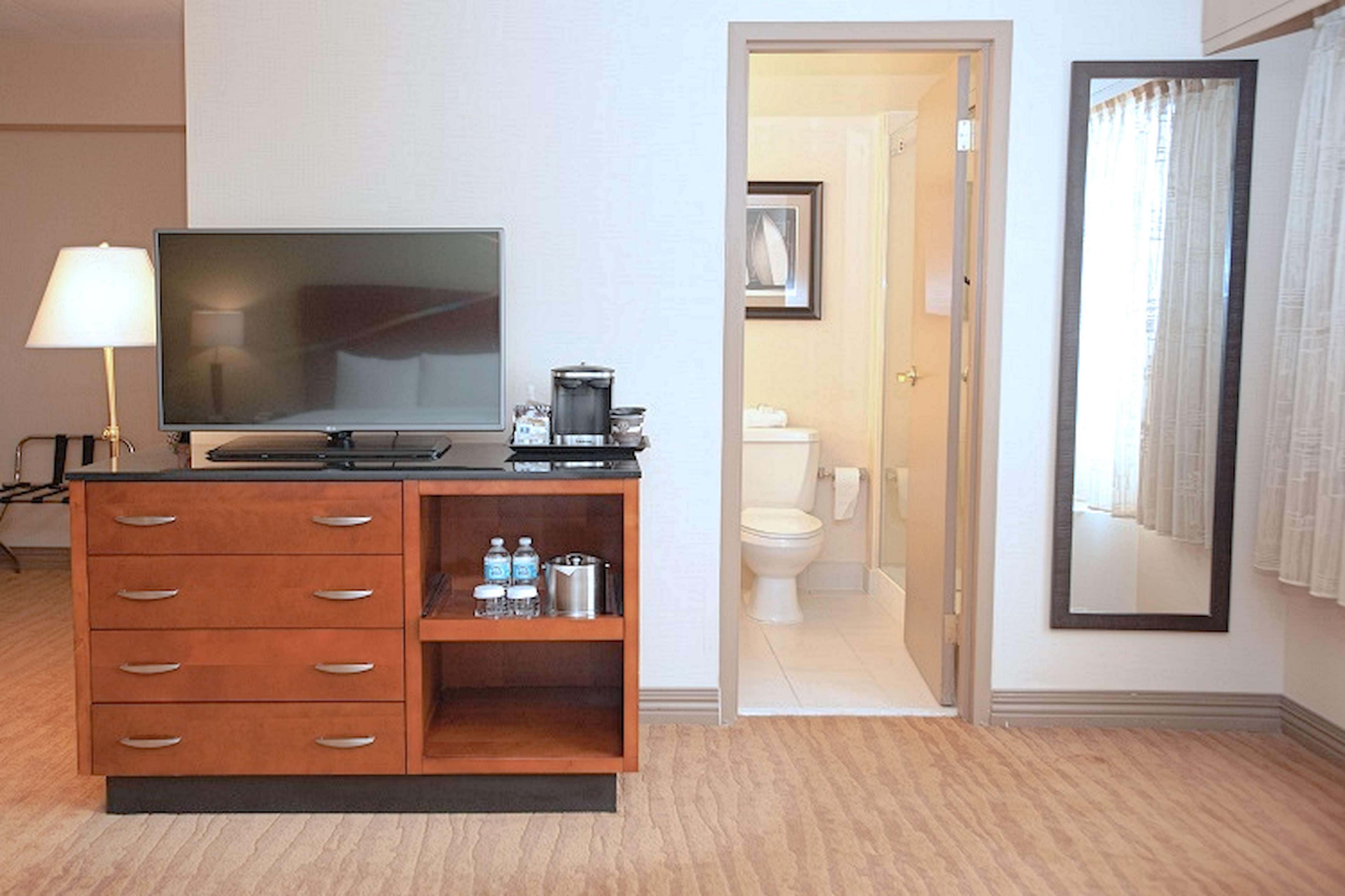 Doubletree Boston North Shore Danvers Exterior photo