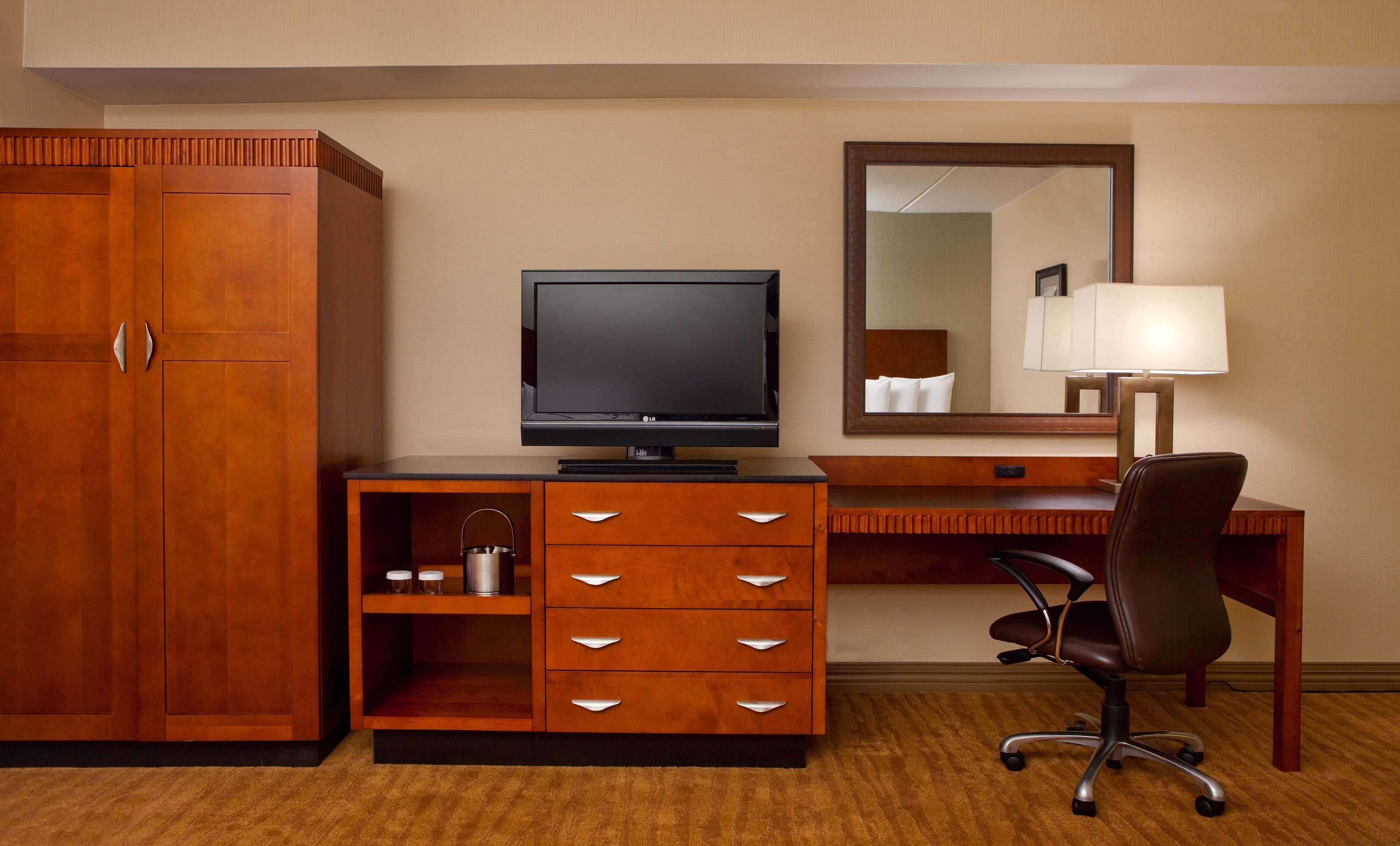 Doubletree Boston North Shore Danvers Exterior photo