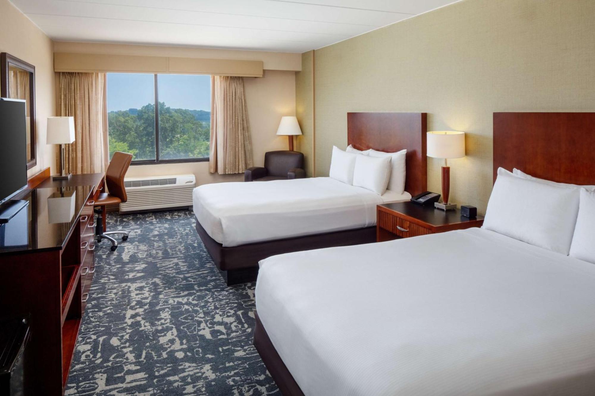 Doubletree Boston North Shore Danvers Exterior photo