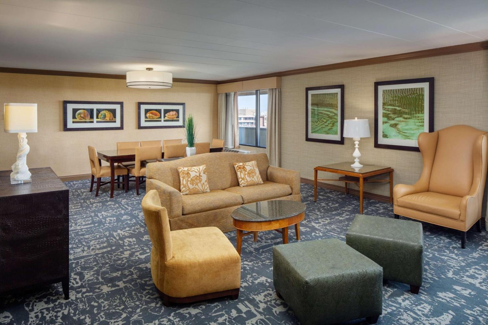 Doubletree Boston North Shore Danvers Exterior photo
