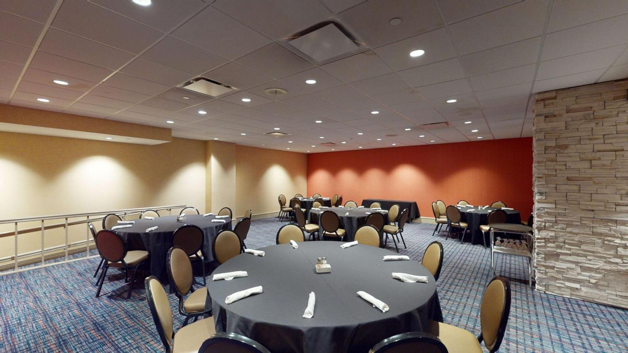 Doubletree Boston North Shore Danvers Exterior photo