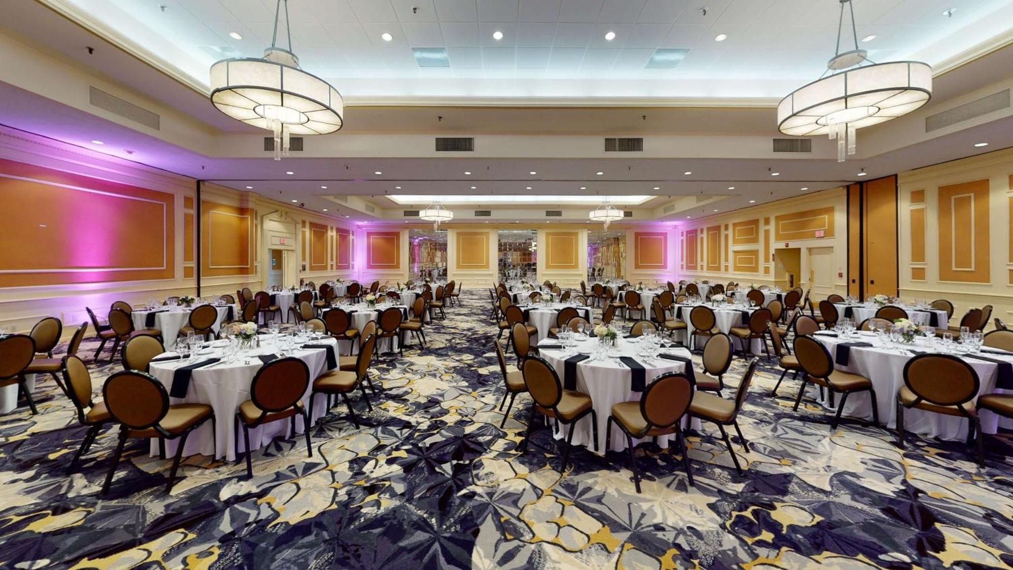 Doubletree Boston North Shore Danvers Exterior photo